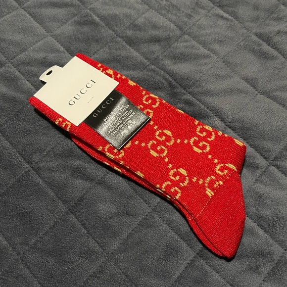 Gucci Accessories - GG logo socks